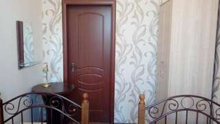 Хостелы Hostel Viator Алматы Бюджетный двухместный номер с 2 отдельными кроватями-3